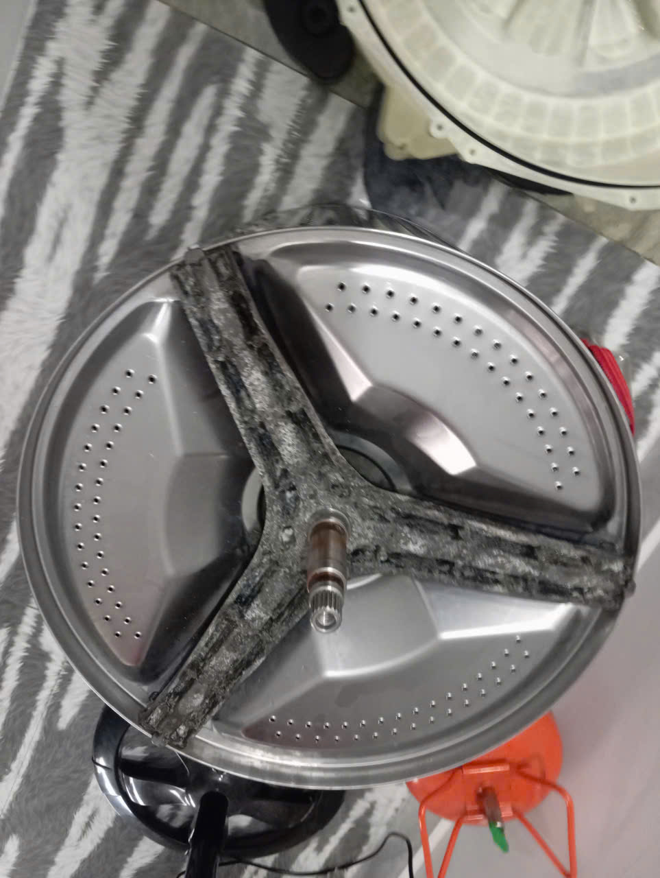 Câu hỏi thường gặp (FAQ) khi vệ sinh máy giặt Thủ Đức